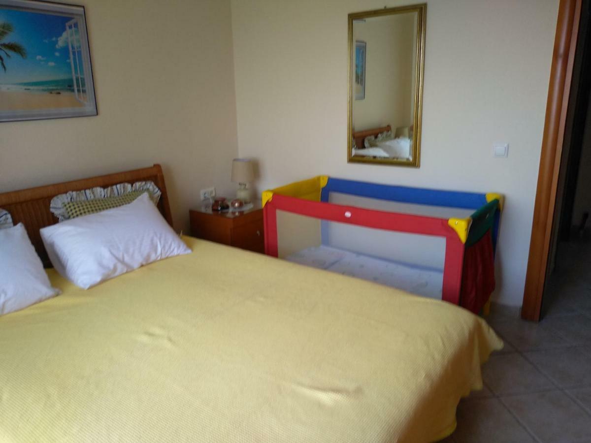 Martha'S Villa Nea Iraklitsa Esterno foto